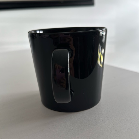 Iittala Teema Black Minimalist Coffee Mug - Picture 5 of 5